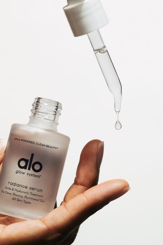 The Winter Skincare_ A Guide for the Season SERUM - Image 2
